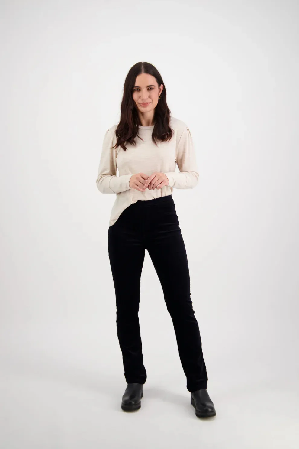234M slim leg pinwale cord pant