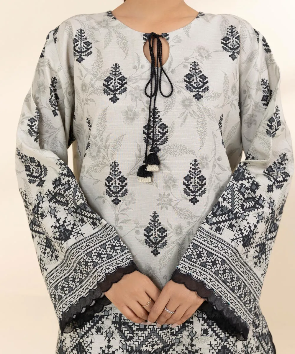 3 Piece - Embroidered Light Khaddar Suit