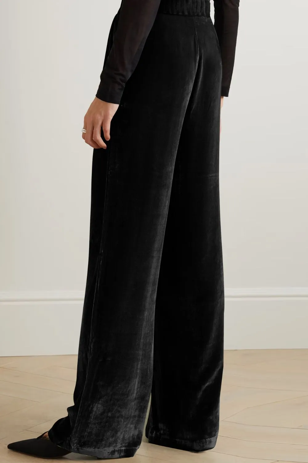6 Classy Velvet High Waist Pants