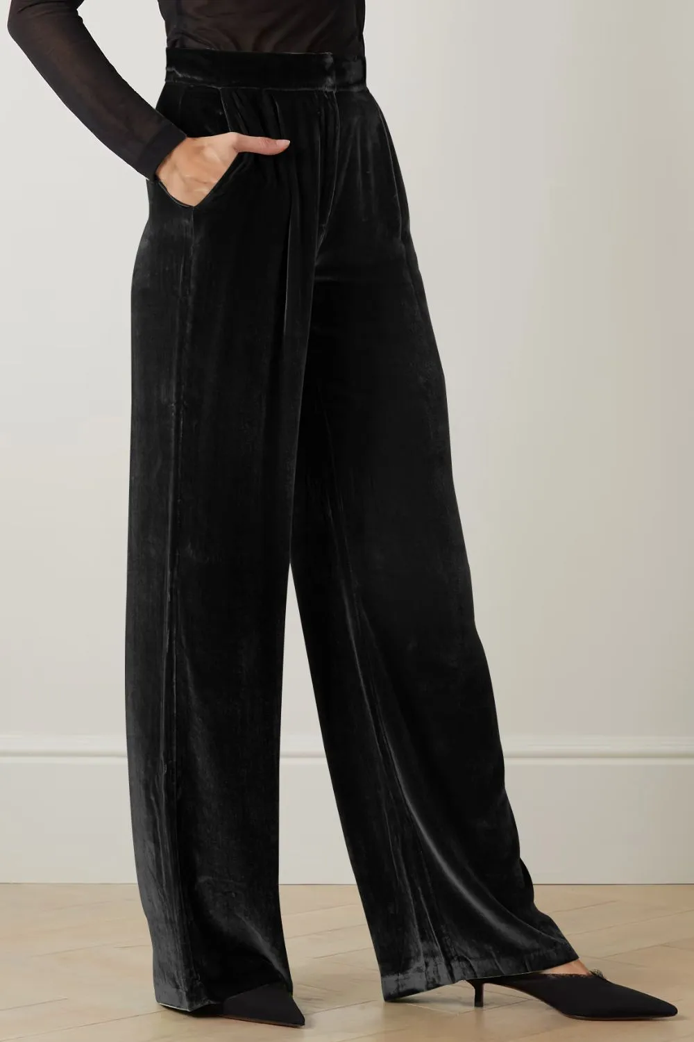6 Classy Velvet High Waist Pants